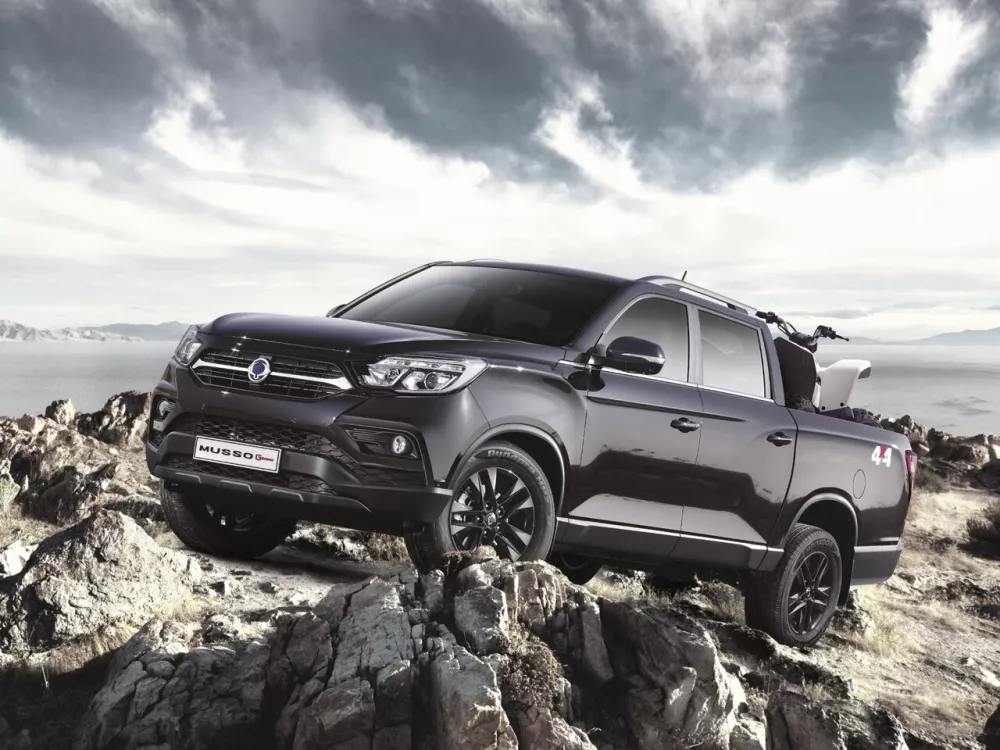 Автомобиль SsangYong Musso II Пикап Двойная кабина Grand