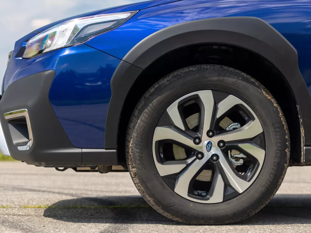 Автомобиль Subaru Outback VI Универсал (5 дверей)
