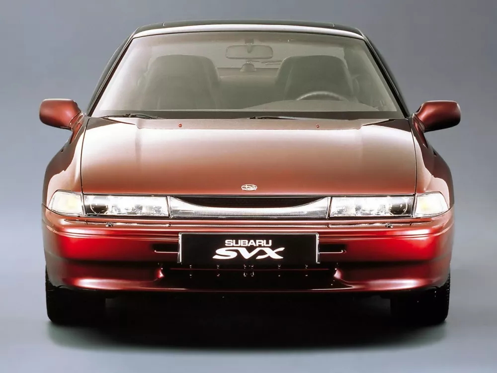 Автомобиль Subaru SVX Купе
