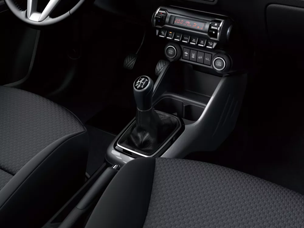 Автомобиль Suzuki Ignis III Рестайлинг Хэтчбек (5 дверей)