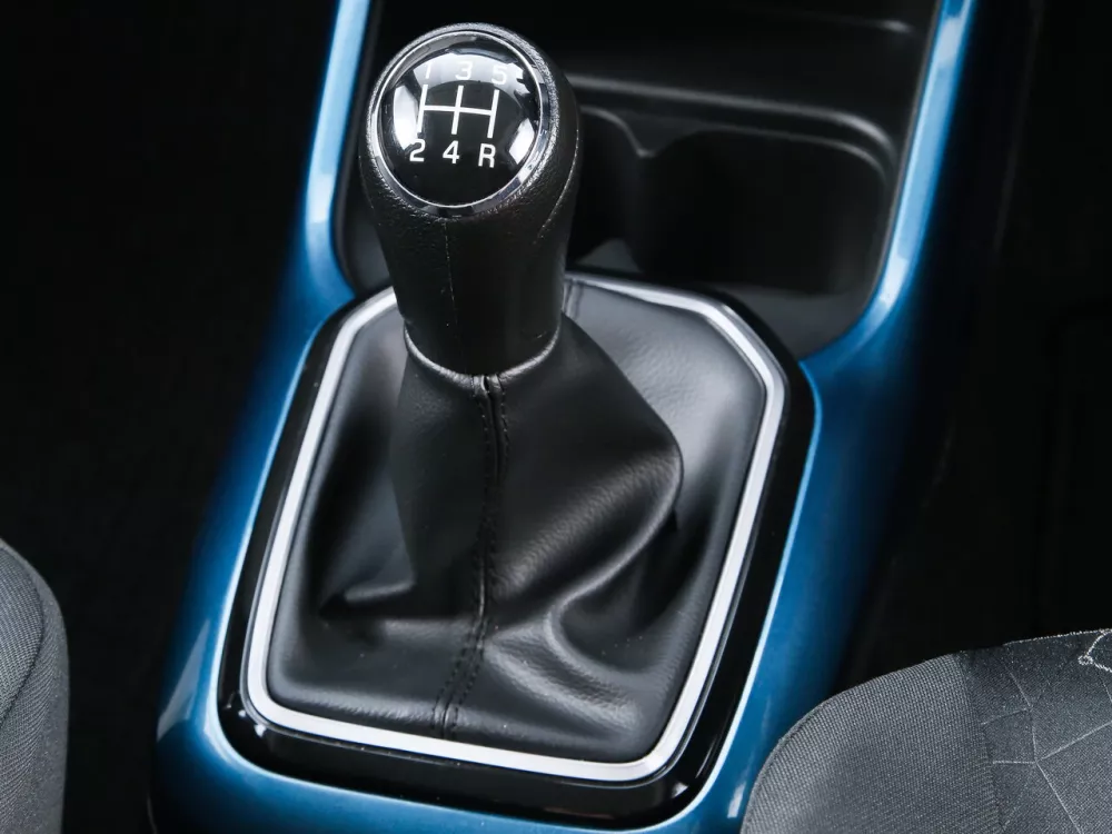 Автомобиль Suzuki Ignis III Хэтчбек (5 дверей)