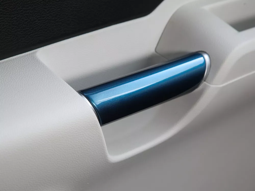 Автомобиль Suzuki Ignis III Хэтчбек (5 дверей)