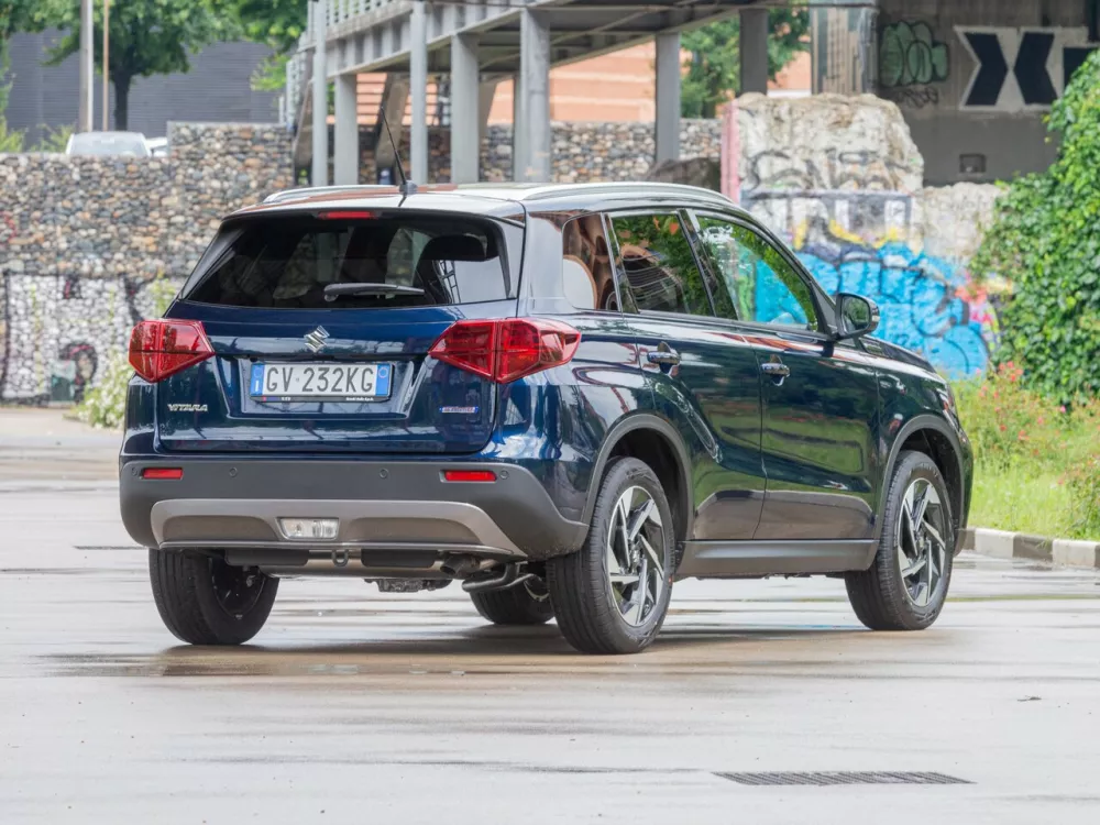 Автомобиль Suzuki Vitara II Рестайлинг 2 Внедорожник (5 дверей)