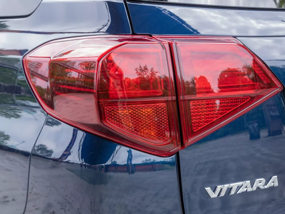 Автомобиль Suzuki Vitara II Рестайлинг 2 Внедорожник (5 дверей)