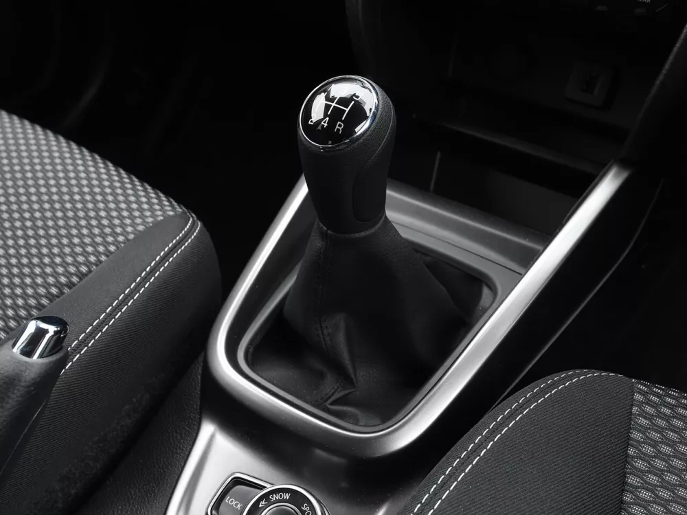 Автомобиль Suzuki Vitara II Рестайлинг Внедорожник (5 дверей)