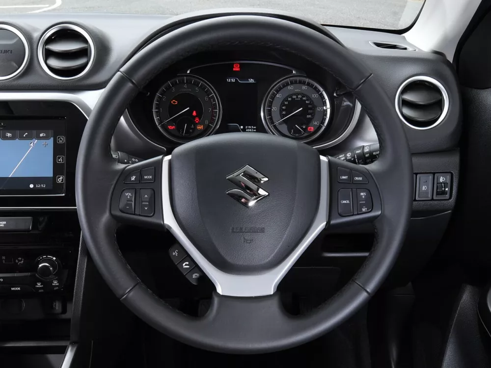 Автомобиль Suzuki Vitara II Рестайлинг Внедорожник (5 дверей)