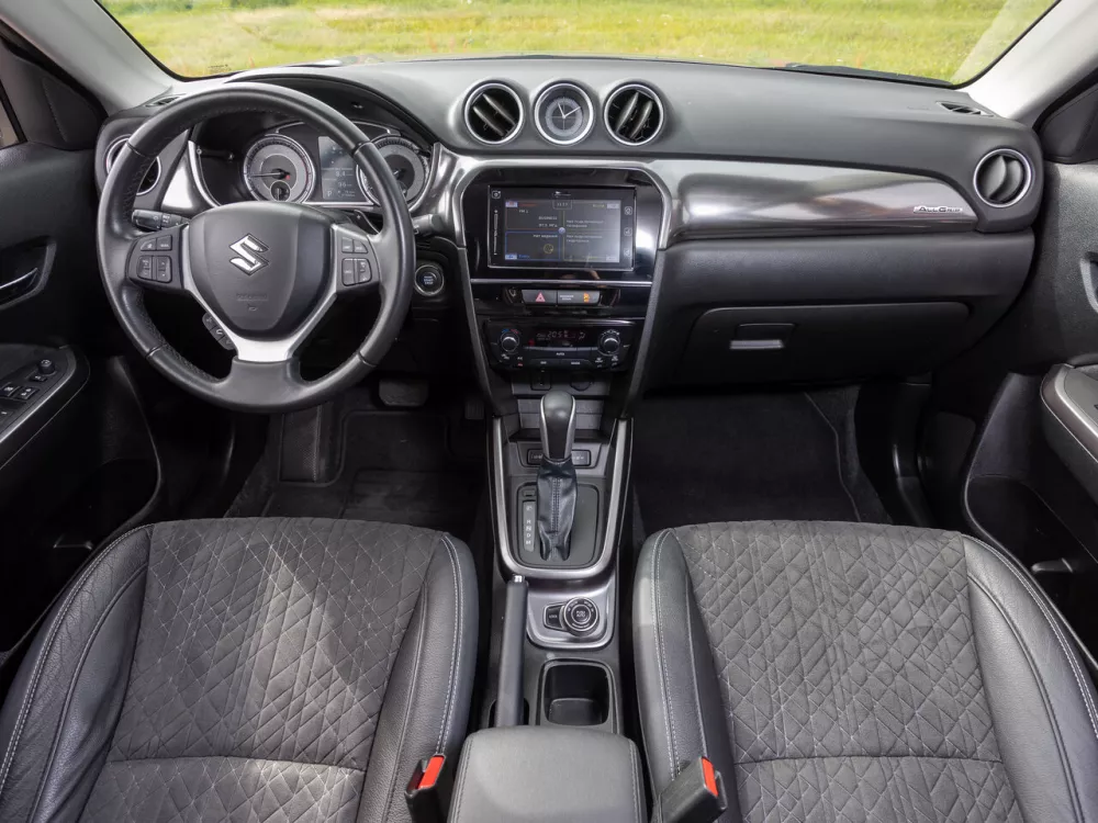 Автомобиль Suzuki Vitara II Рестайлинг Внедорожник (5 дверей)