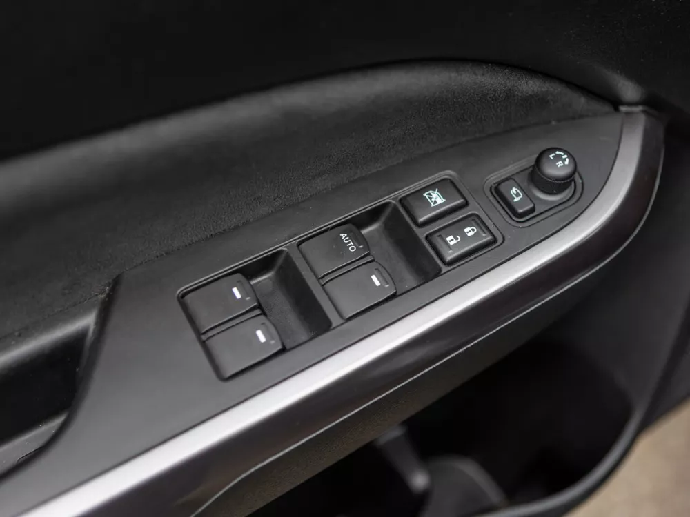Автомобиль Suzuki Vitara II Рестайлинг Внедорожник (5 дверей)