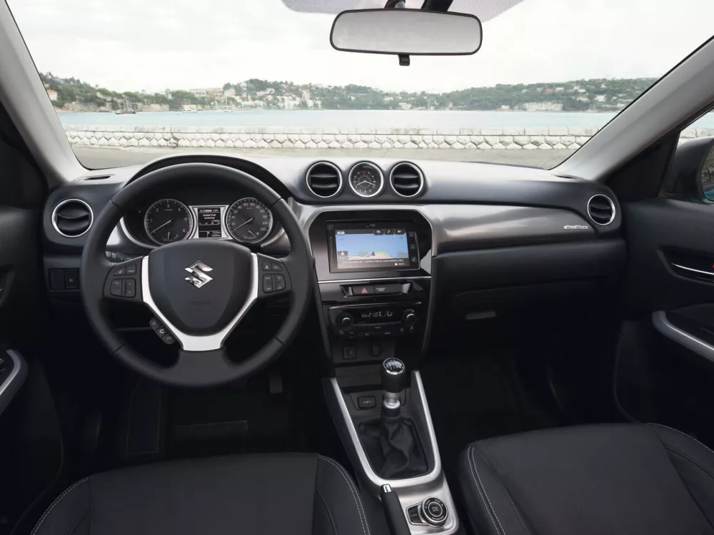 Автомобиль Suzuki Vitara II Внедорожник (5 дверей)