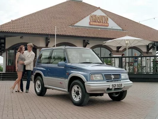 Автомобиль Suzuki Vitara I Внедорожник (3 двери)