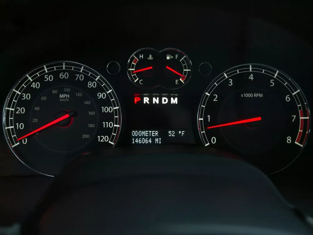 Автомобиль Suzuki XL7 II Внедорожник (5 дверей)