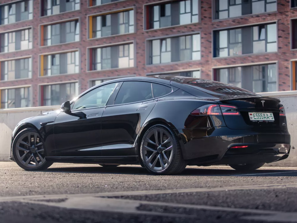 Автомобиль Tesla Model S I Рестайлинг 2 Лифтбек