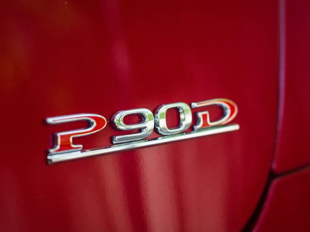 Автомобиль Tesla Model S I Рестайлинг Лифтбек