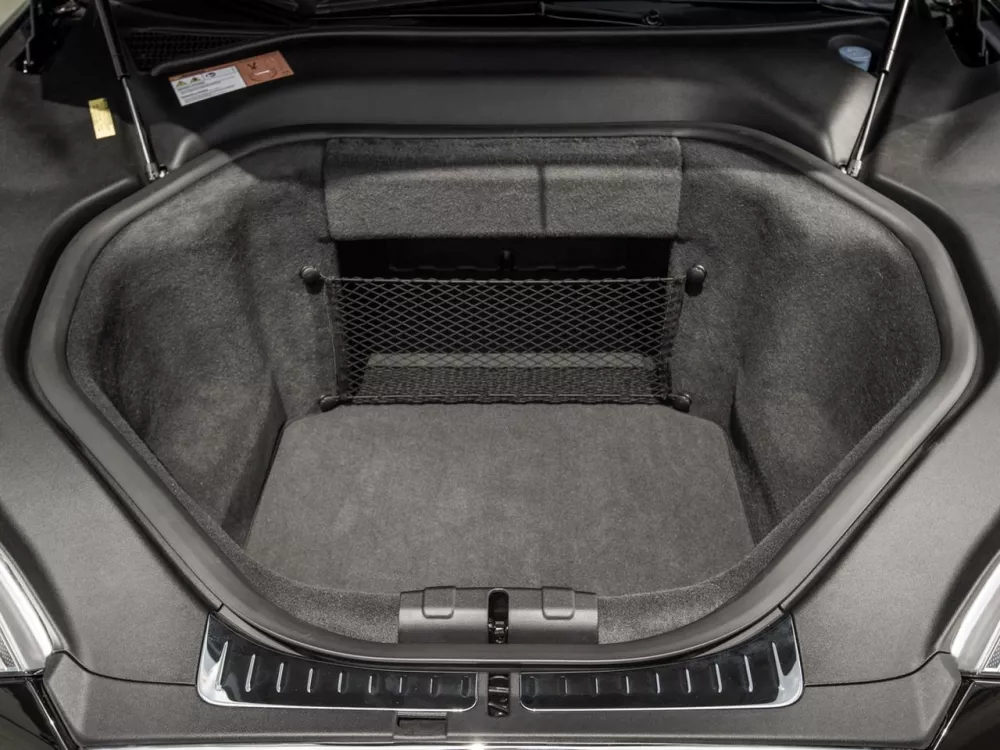Автомобиль Tesla Model S I Лифтбек