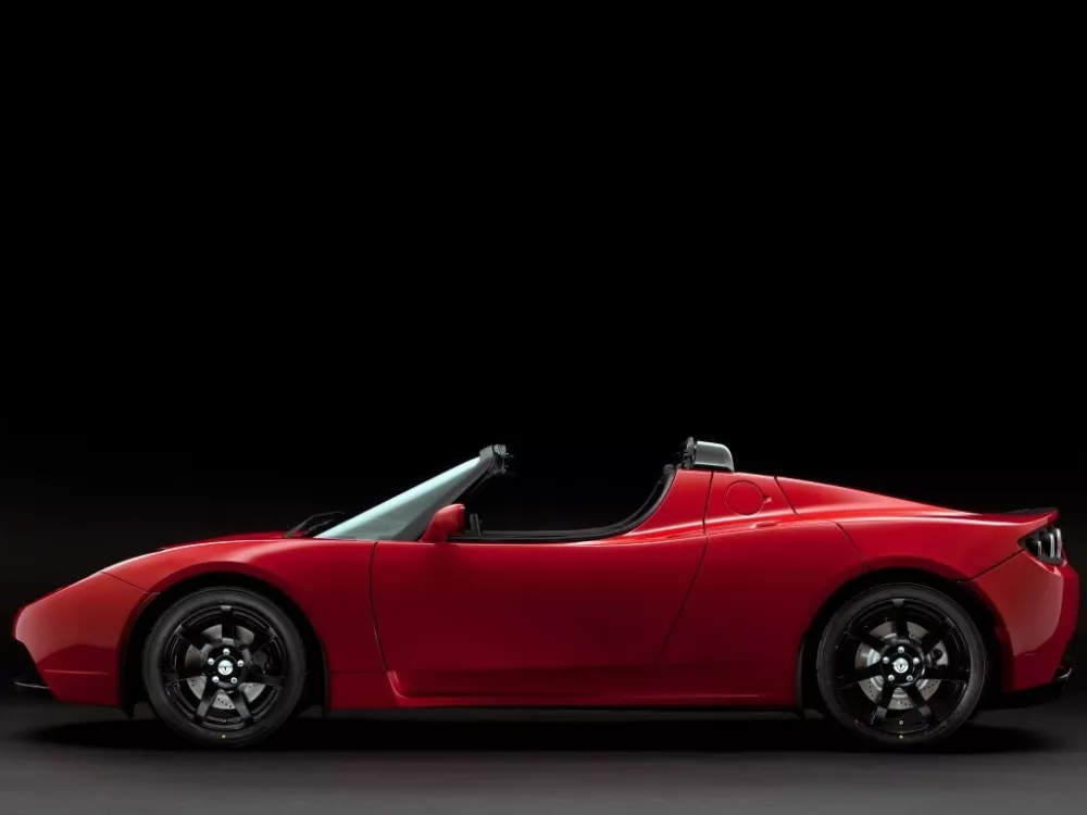 Автомобиль Tesla Roadster I Родстер