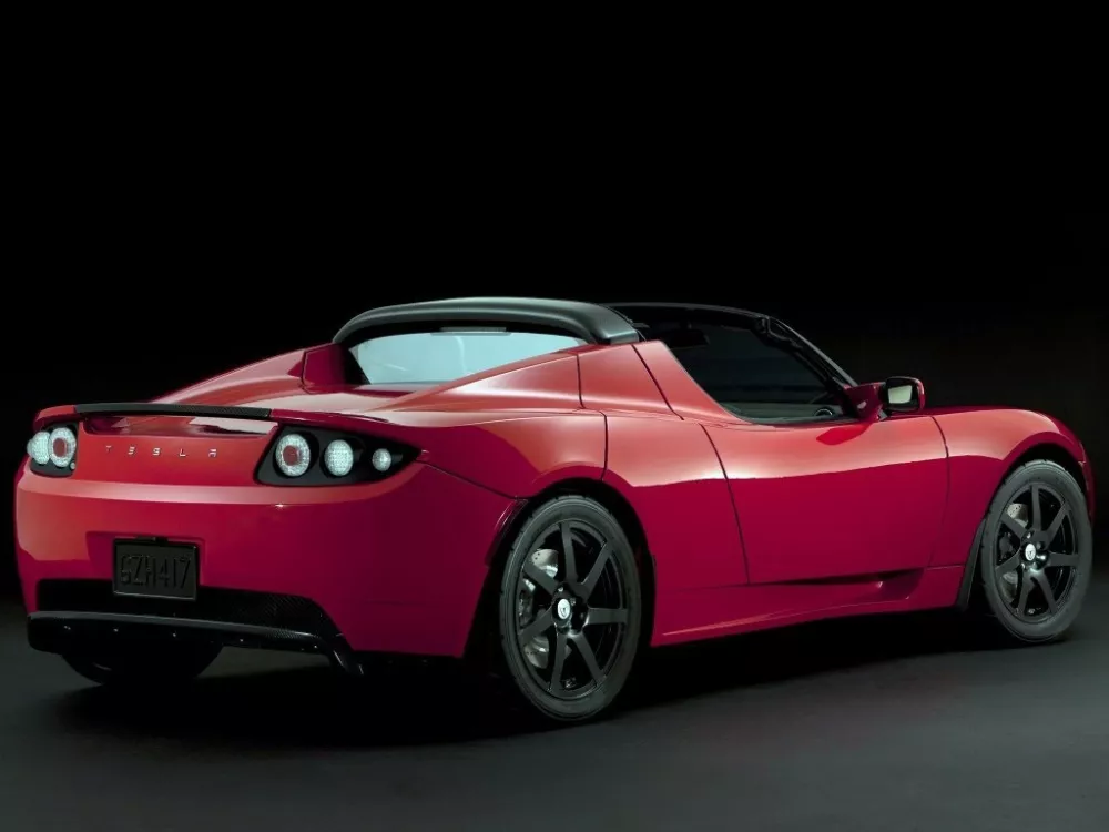 Автомобиль Tesla Roadster I Родстер