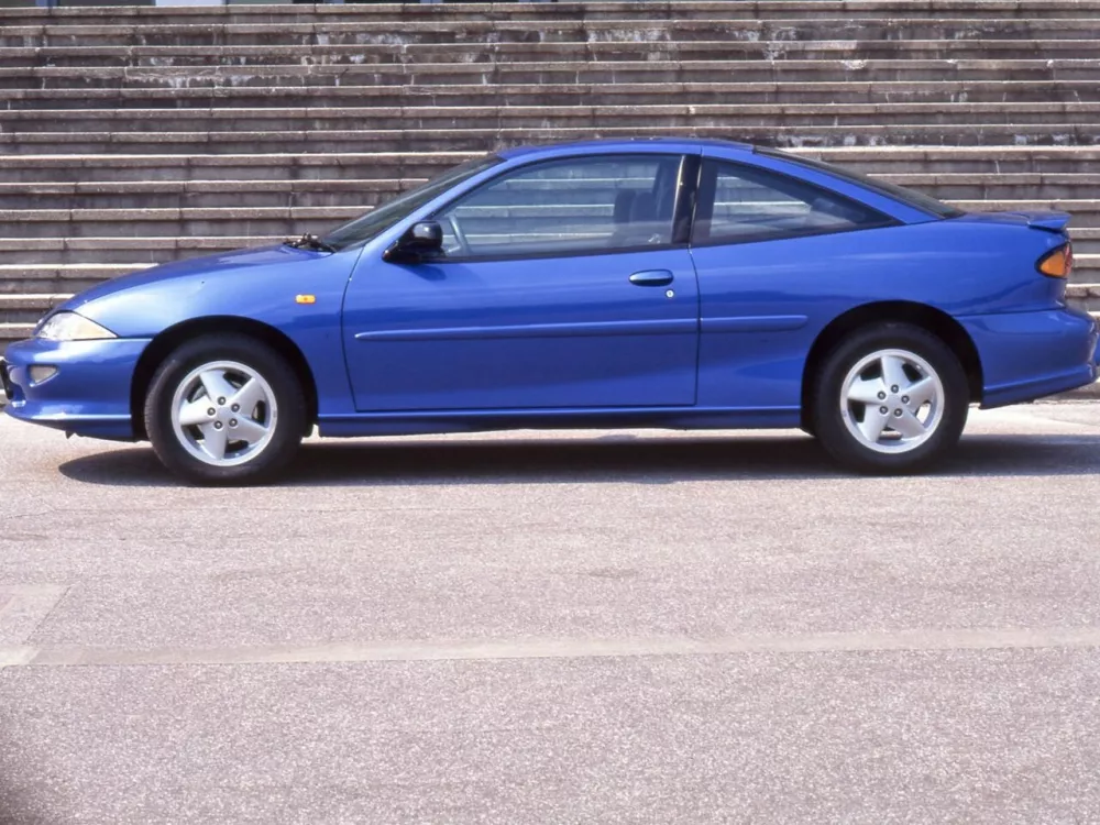 Автомобиль Toyota Cavalier Купе