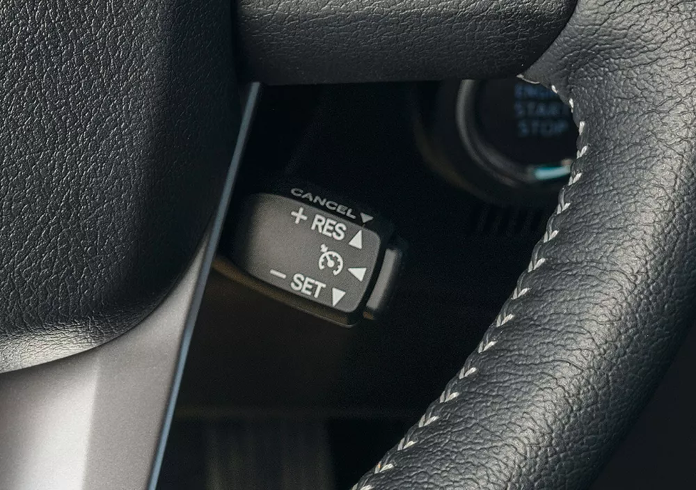 Автомобиль Toyota Fortuner II Рестайлинг Внедорожник (5 дверей)