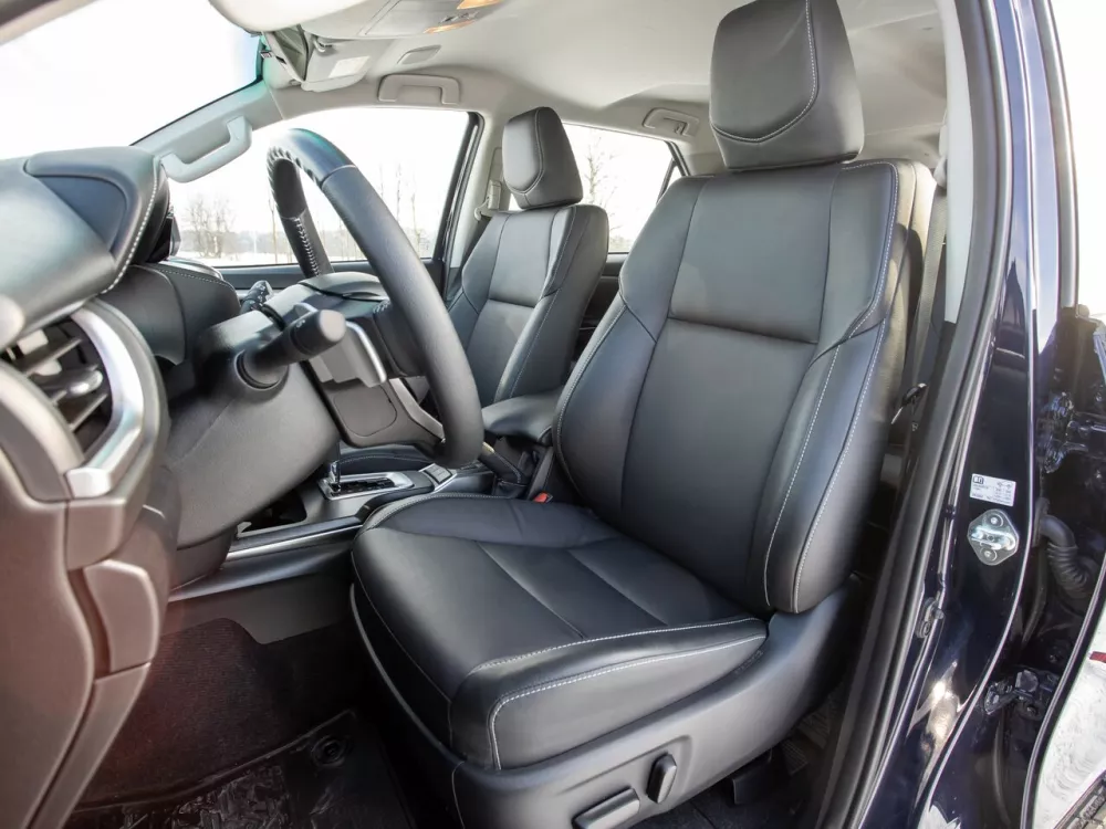 Автомобиль Toyota Fortuner II Рестайлинг Внедорожник (5 дверей)