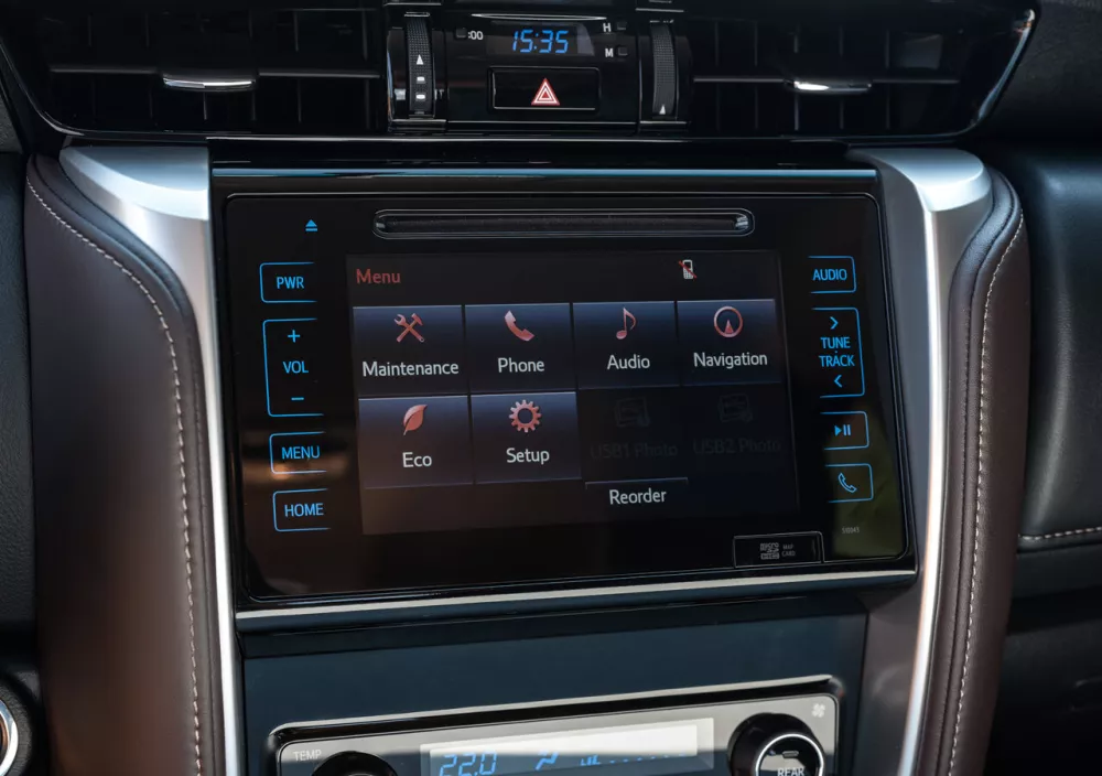 Автомобиль Toyota Fortuner II Внедорожник (5 дверей)