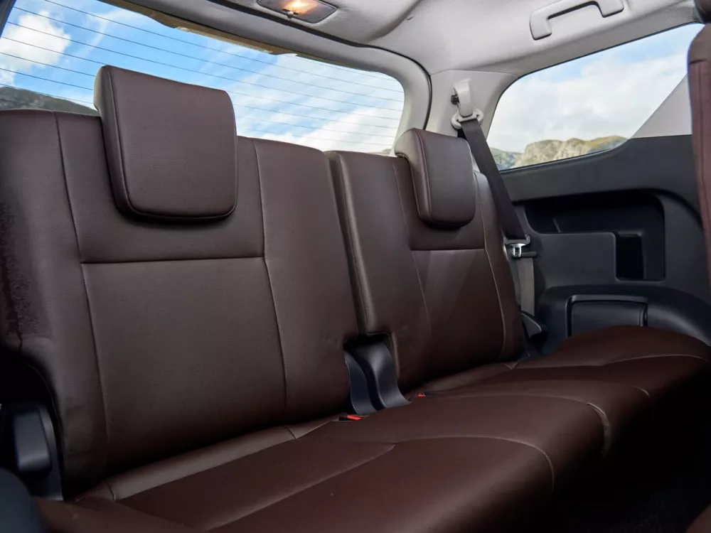 Автомобиль Toyota Fortuner II Внедорожник (5 дверей)