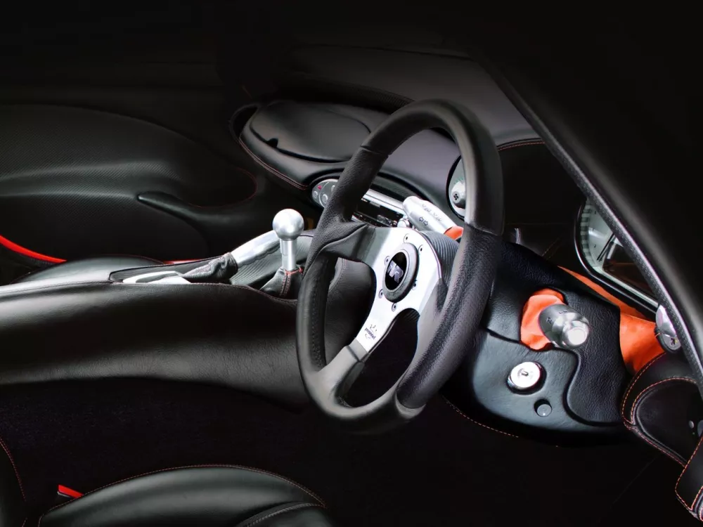Автомобиль TVR Sagaris Купе