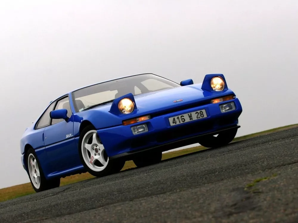 Автомобиль Venturi 260 LM Купе