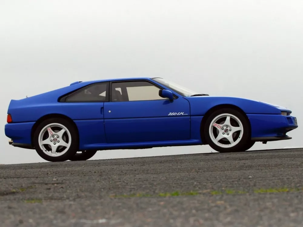 Автомобиль Venturi 260 LM Купе