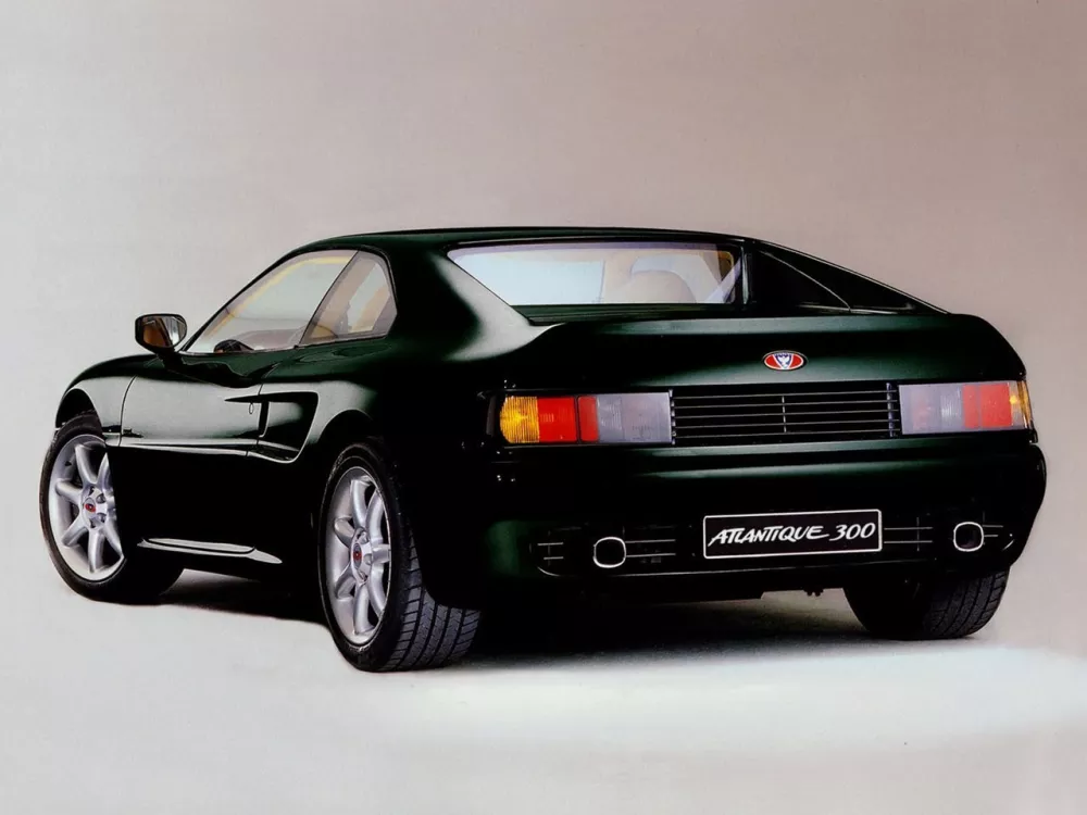 Автомобиль Venturi 300 Atlantique Купе