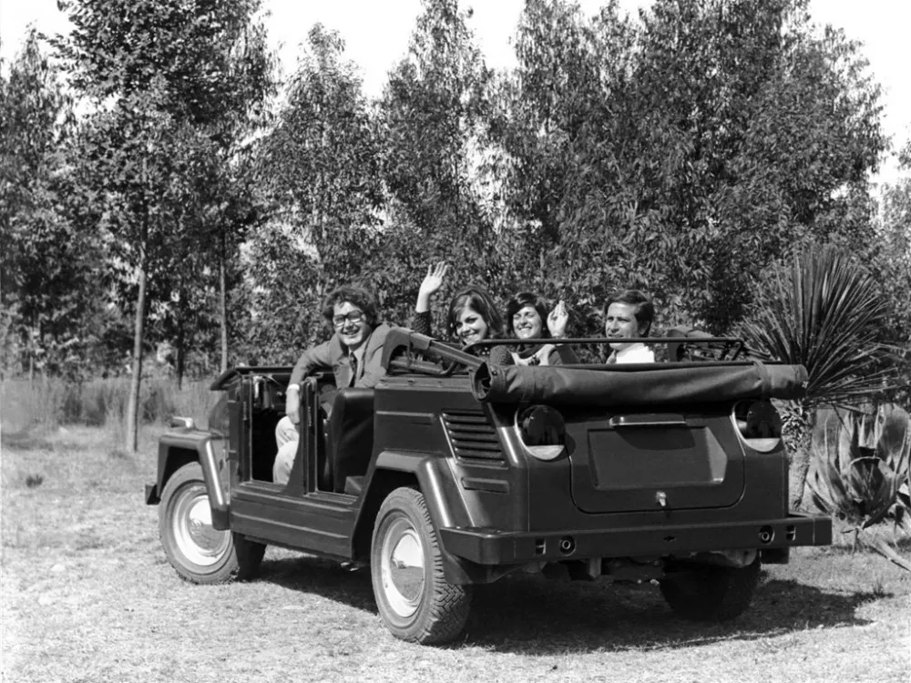 Автомобиль Volkswagen 181 Кабриолет