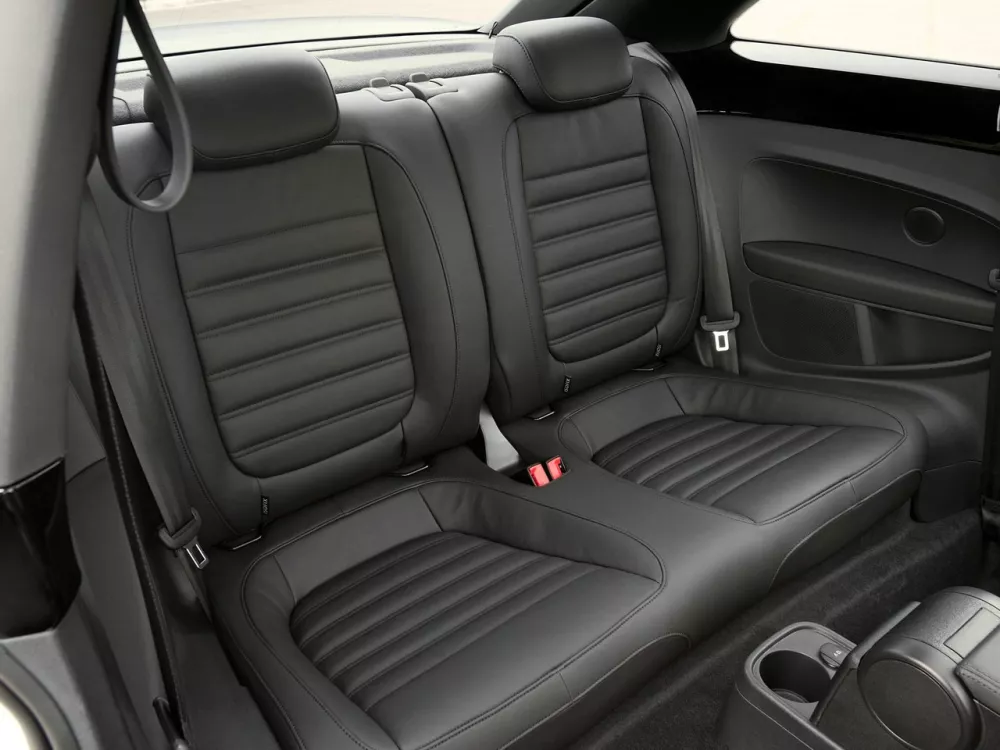 Автомобиль Volkswagen Beetle II (A5) Хэтчбек (3 двери)