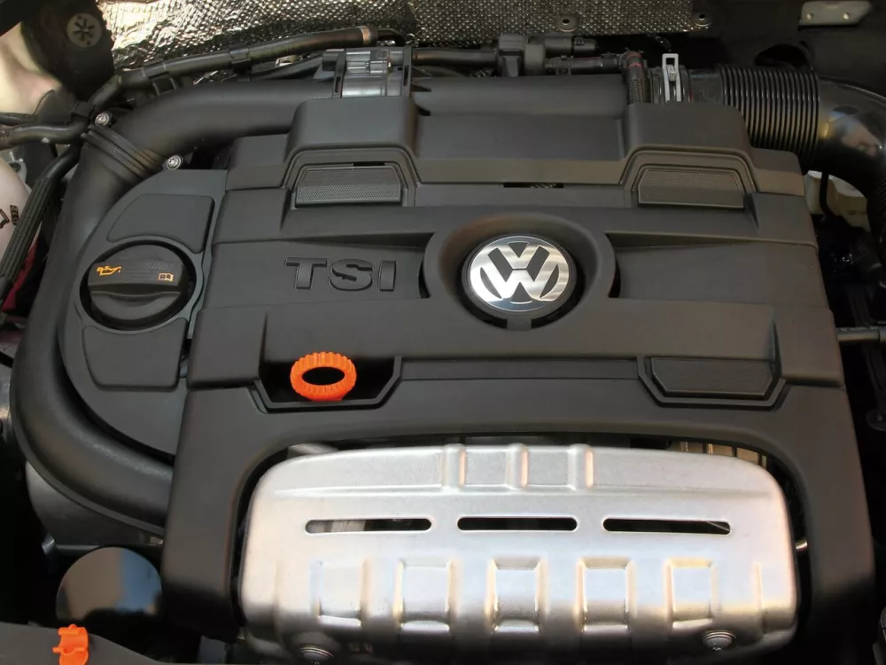 Автомобиль Volkswagen Beetle II (A5) Хэтчбек (3 двери)
