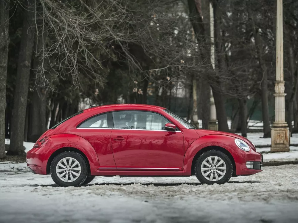 Автомобиль Volkswagen Beetle II (A5) Хэтчбек (3 двери)