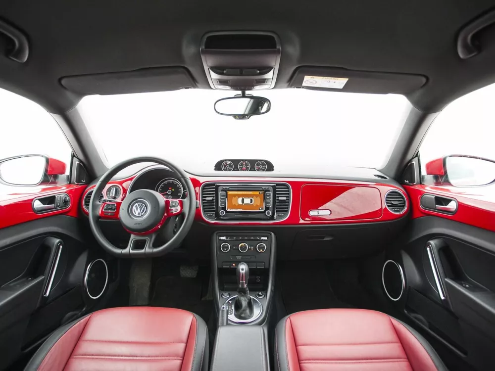 Автомобиль Volkswagen Beetle II (A5) Хэтчбек (3 двери)