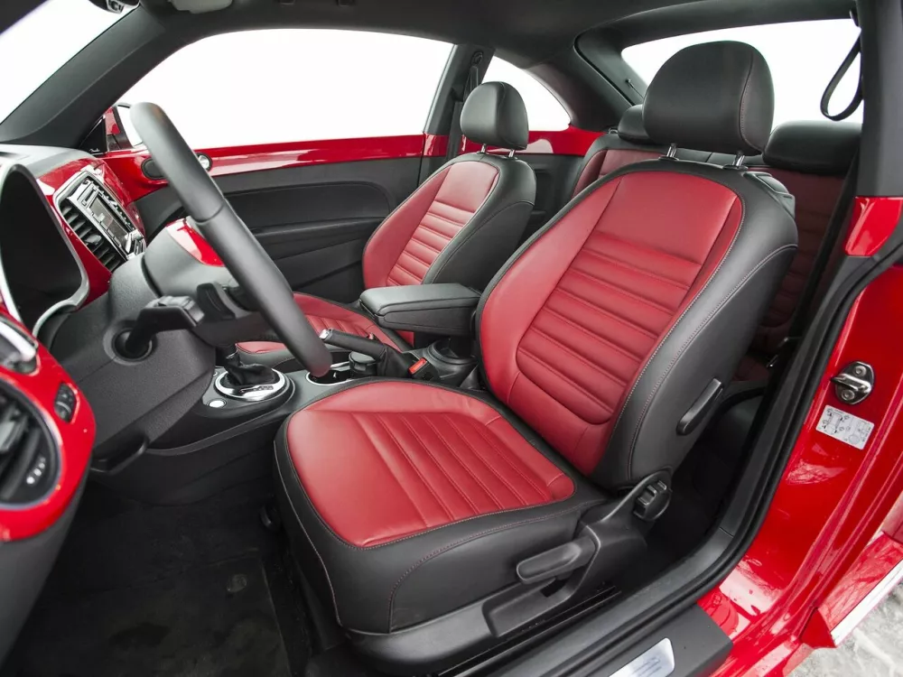 Автомобиль Volkswagen Beetle II (A5) Хэтчбек (3 двери)
