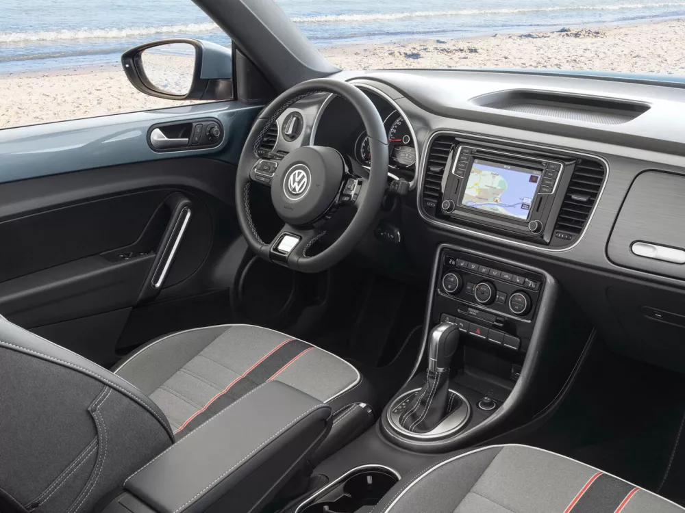 Автомобиль Volkswagen Beetle II (A5) Кабриолет