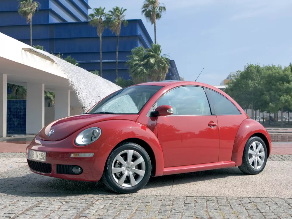 Автомобиль Volkswagen Beetle I (A4) Рестайлинг Хэтчбек (3 двери)