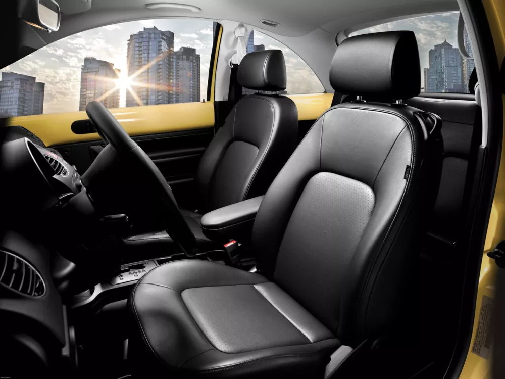 Автомобиль Volkswagen Beetle I (A4) Рестайлинг Хэтчбек (3 двери)
