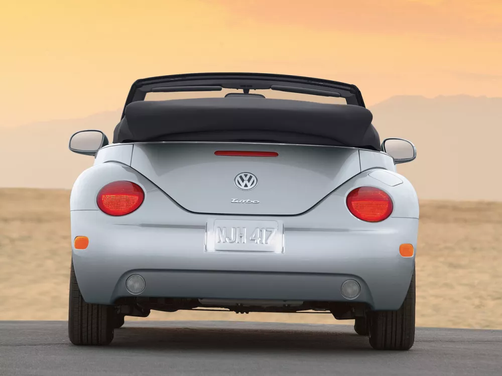 Автомобиль Volkswagen Beetle I (A4) Кабриолет