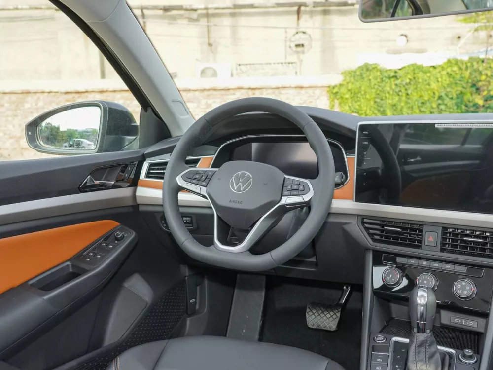 Автомобиль Volkswagen Bora IV (China Market) Рестайлинг Седан