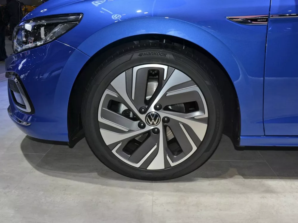 Автомобиль Volkswagen Bora IV (China Market) Рестайлинг Седан
