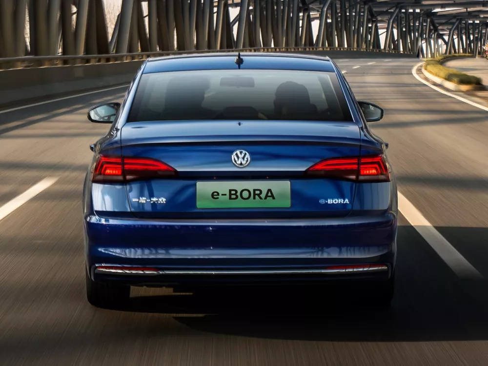 Автомобиль Volkswagen Bora IV Седан