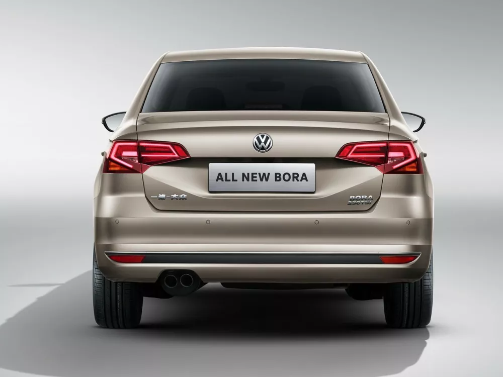 Автомобиль Volkswagen Bora III Седан