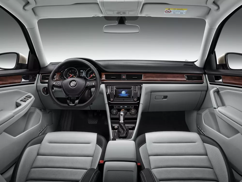 Автомобиль Volkswagen Bora III Седан
