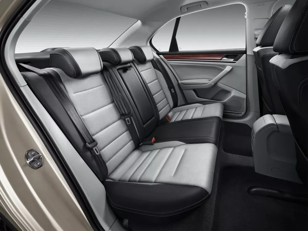 Автомобиль Volkswagen Bora III Седан
