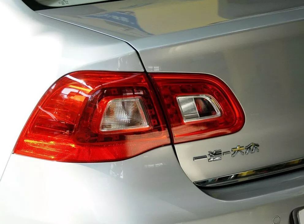 Автомобиль Volkswagen Bora II (China Market) Седан