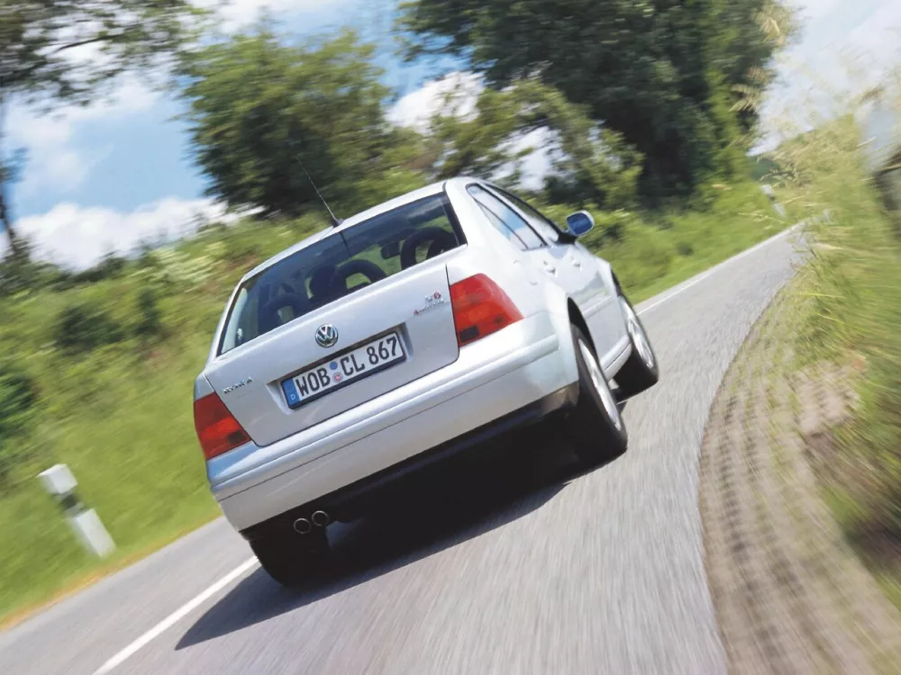 Автомобиль Volkswagen Bora I Седан