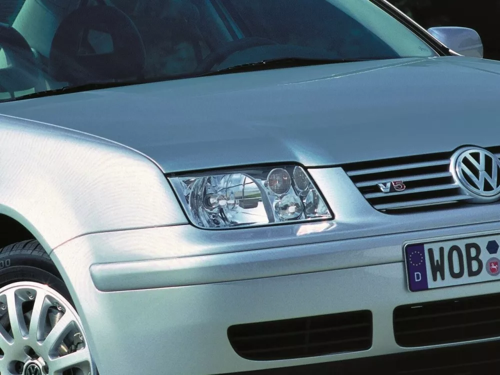 Автомобиль Volkswagen Bora I Седан