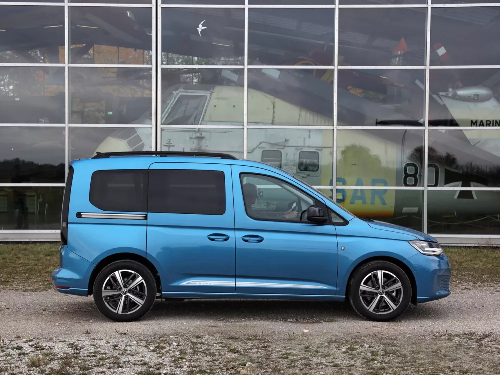 Автомобиль Volkswagen Caddy V Компактвэн
