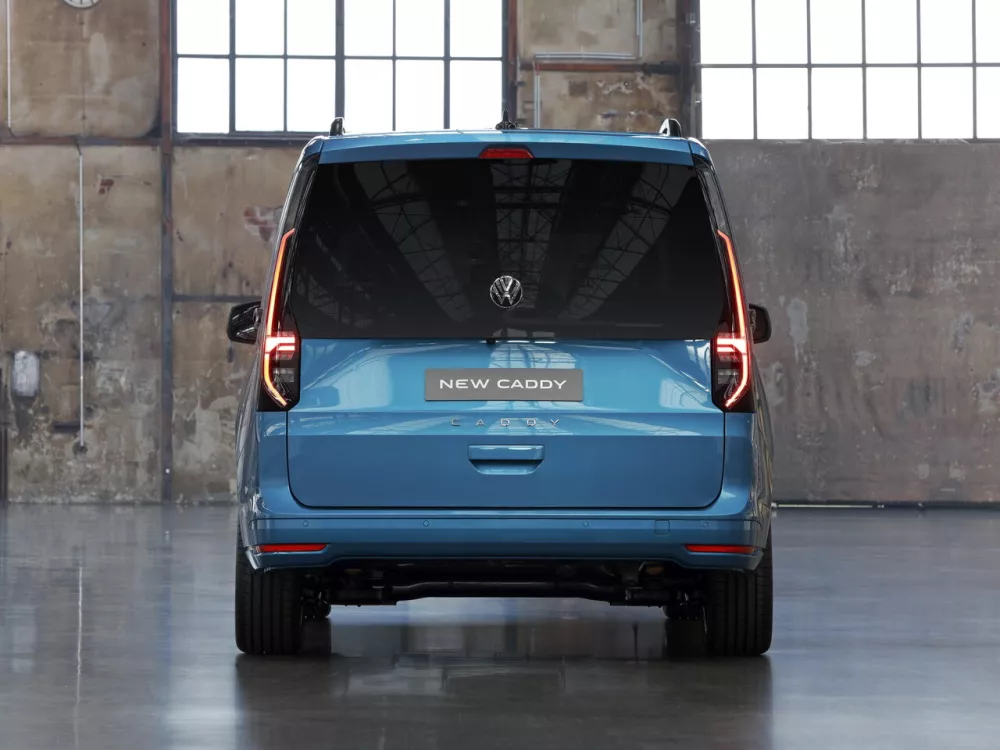 Автомобиль Volkswagen Caddy V Компактвэн